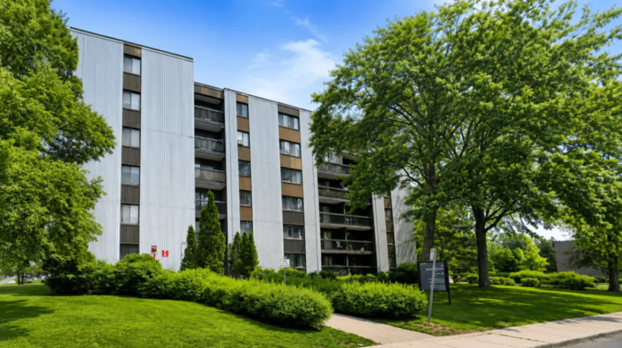 725 rue du Roussillon